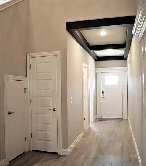 1800 Riverstone Rd — Photo 2