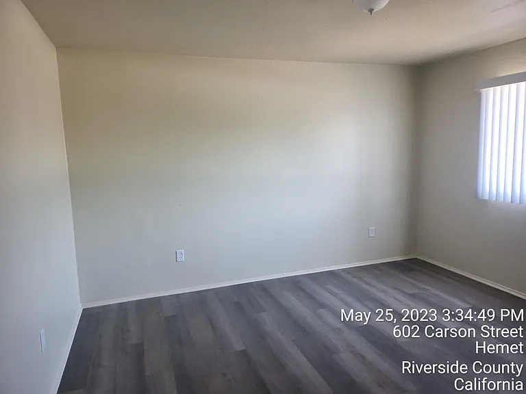 602 Carson St — Photo 8