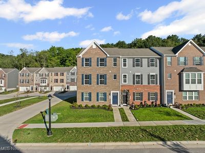 1122 Bean Ln, Akron, OH, 44313