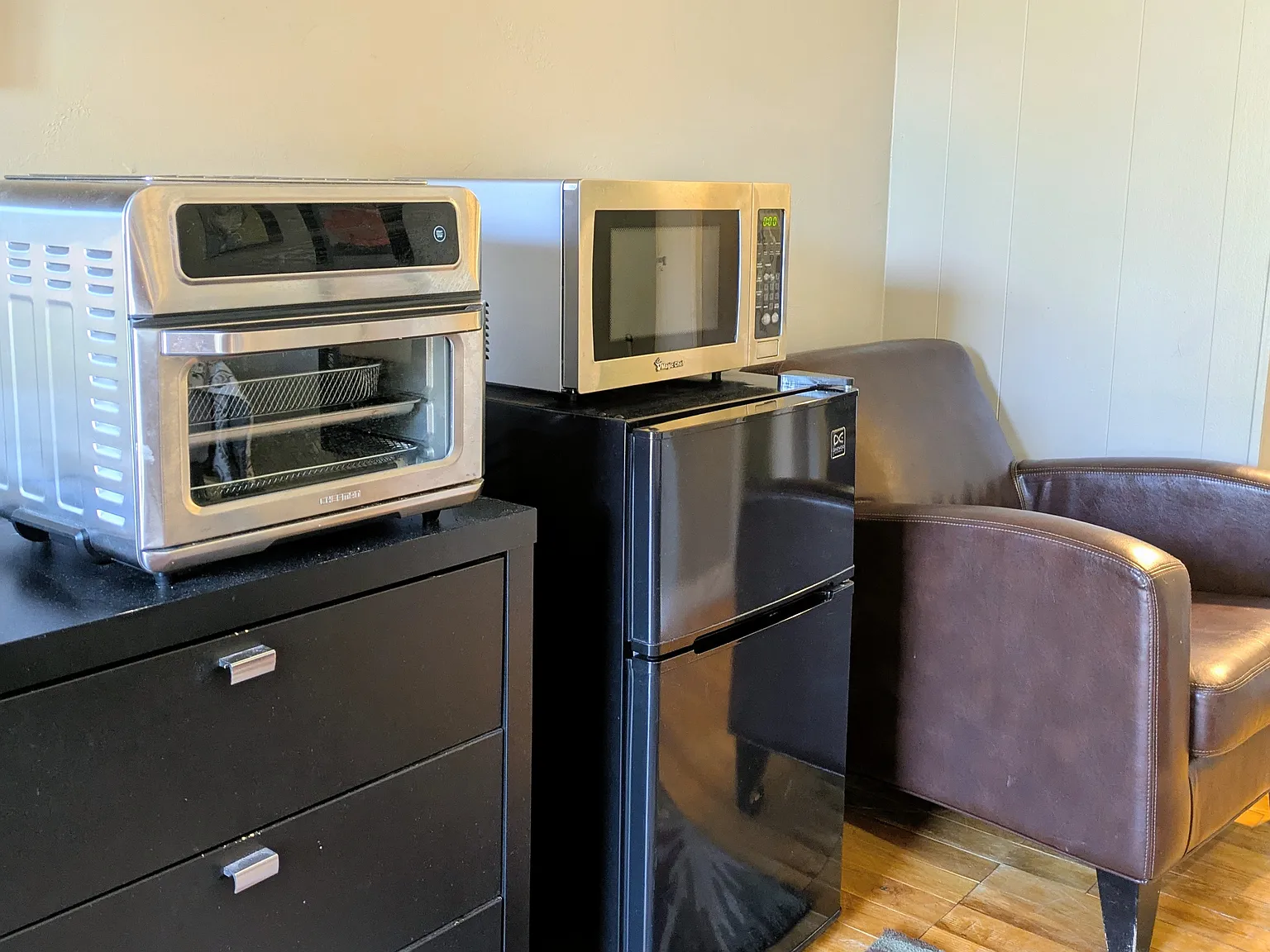 Studio, 300 sqft, $900 — Photo 4