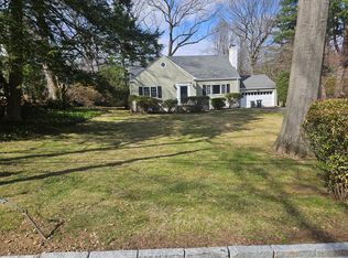 35 Scott Cir, Purchase, NY 10577