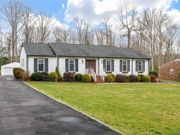 9331 Sherwood Dr, Quinton, VA 23141