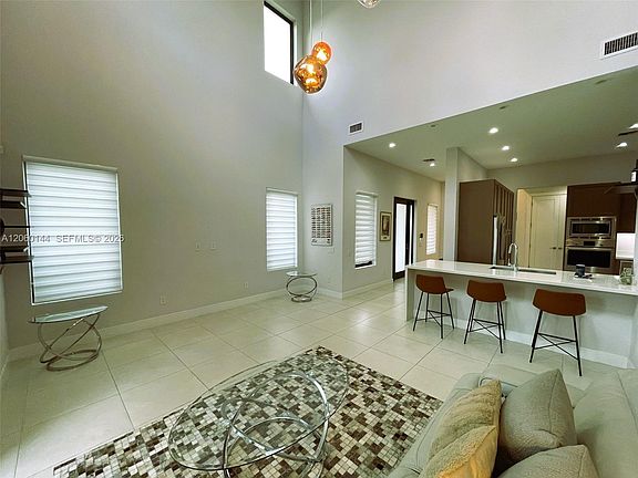 4th image of 3472 Emerson Ln #0