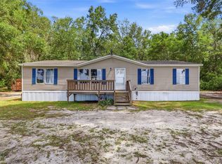 3562 NW 20th Ave, Bell, FL 32619