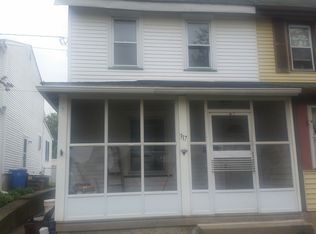 317 High St, Westville, NJ