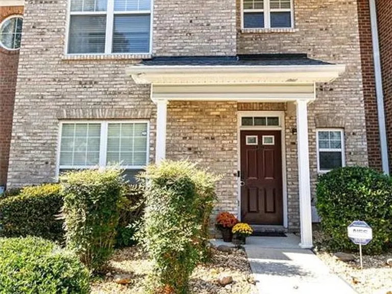 2023 Austin Park Cir — Photo 1