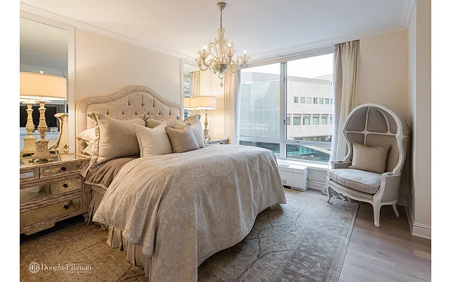 Rented by Douglas Elliman | media 11