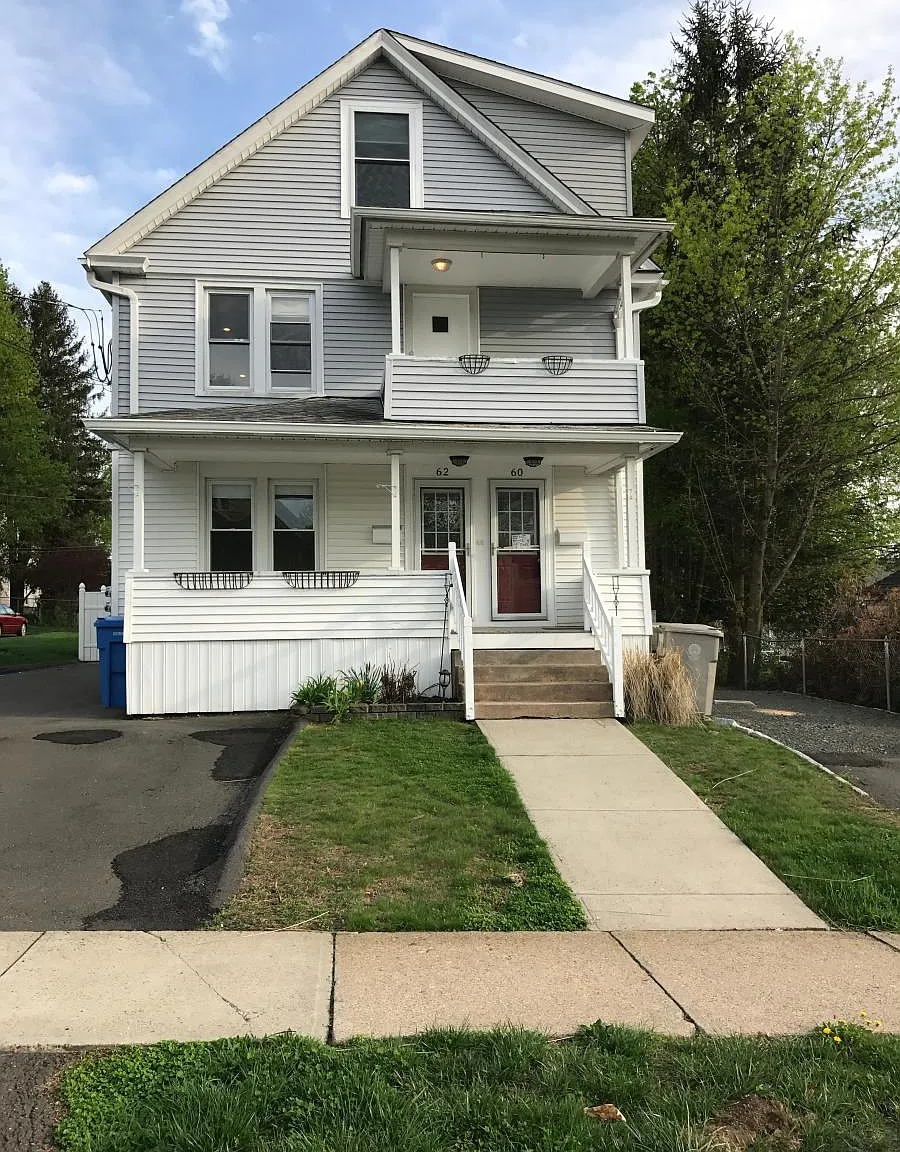 3 bed, 1550 sqft, $2,500 — Photo 1
