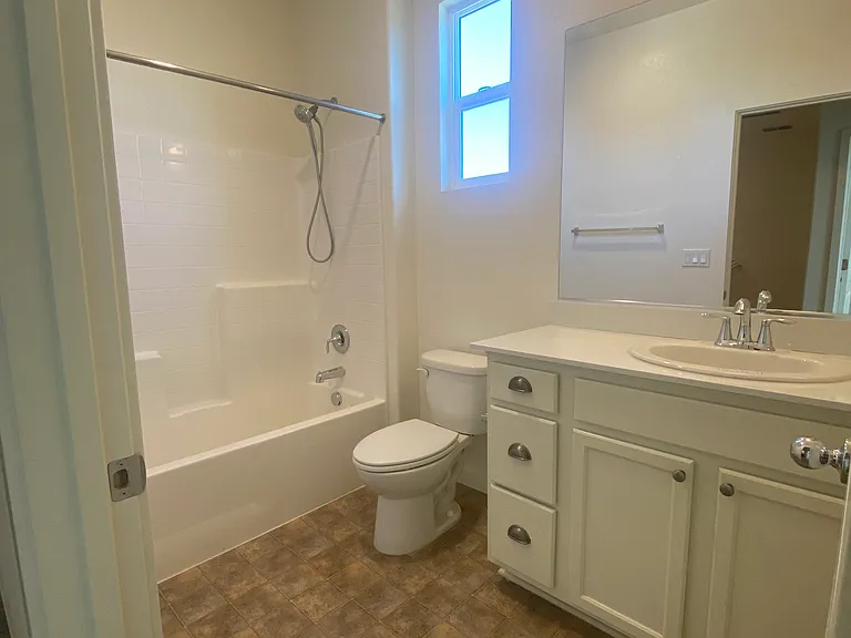 Bridgeway Dr — Photo 13