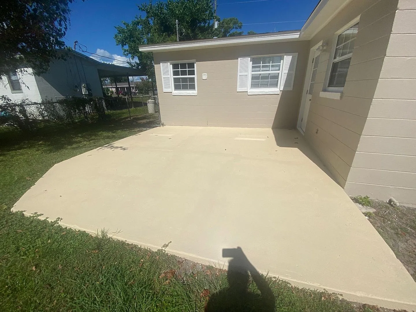 Spacious 3Bed/2Ba Home, Centrally Located Near Schools, Shopping & Dining! — Photo 4