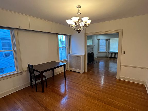 4th image of 19 Homestead Ave #1