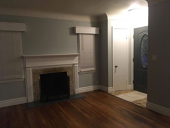 5th image of 1426 Philadelphia Ave SE
