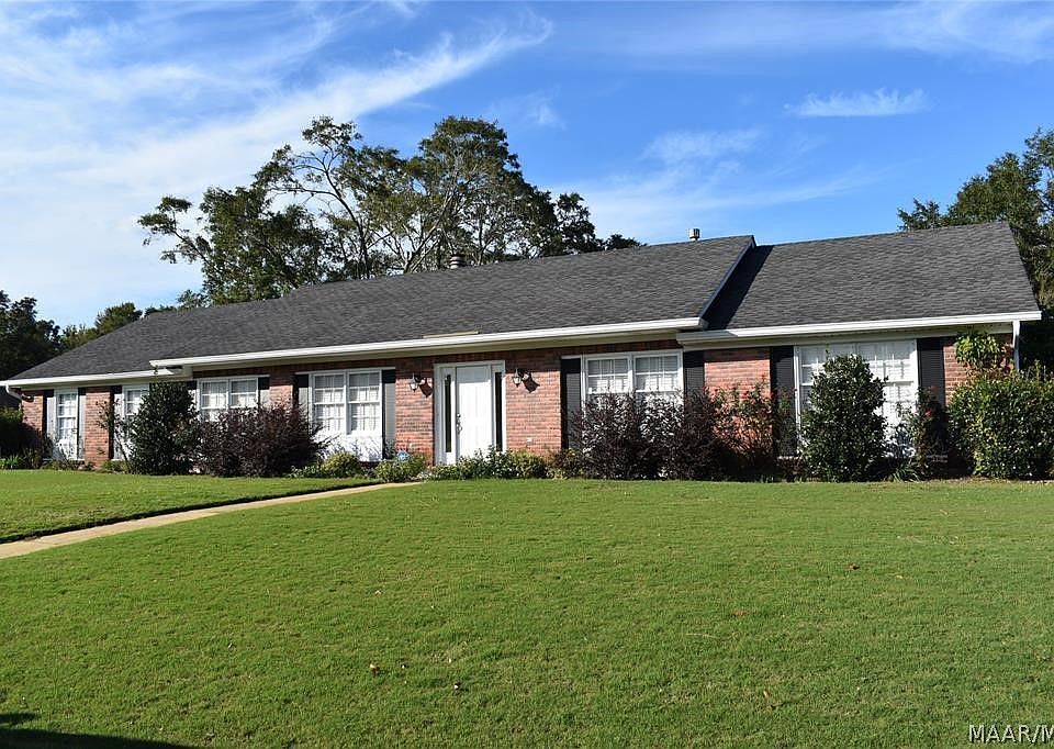 1st image of 110 Coosada Dr