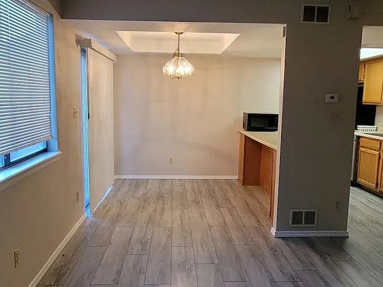 1062 S Yampa St — Photo 5