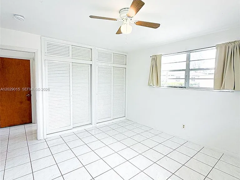 1401 Grant St #3 — Photo 2