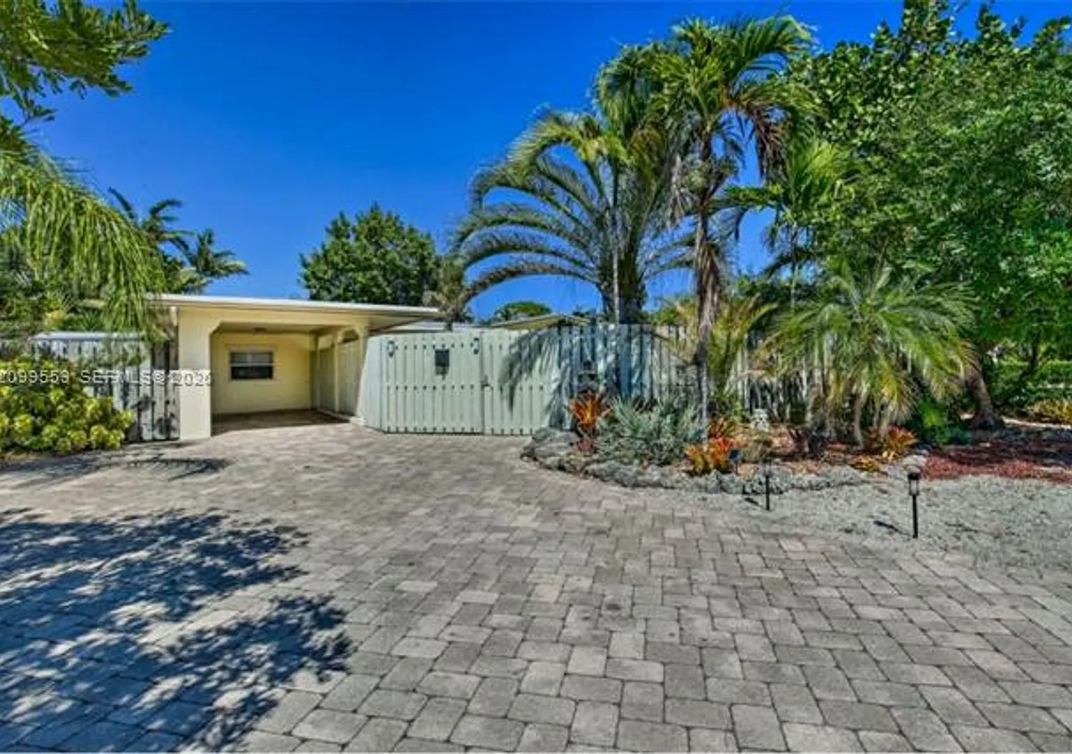 1909 NE 26th Dr # 0, Wilton Manors, FL 33306 — Photo 2