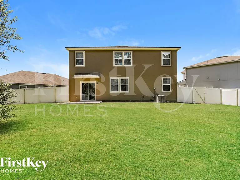 1939 April Oaks Dr — Photo 14