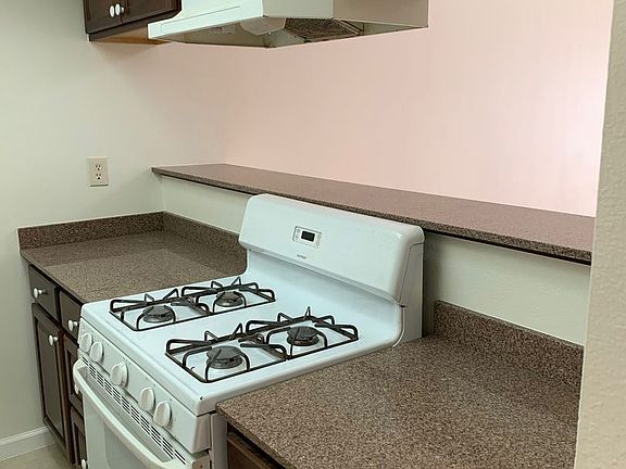 5th image of 1050 Gladys Ave APT 6