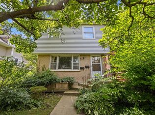 2490 Green Bay Rd #1, Highland Park, IL 60035