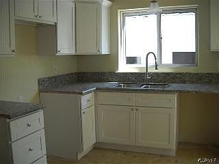4th image of 4300 E 57th St