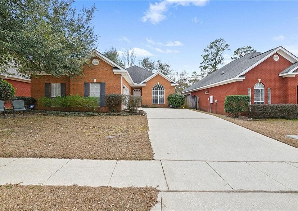 1st image of 5585 Fairfield Pl