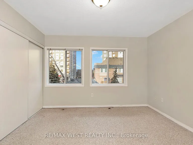 50 Strathaven Dr #75 — Photo 24