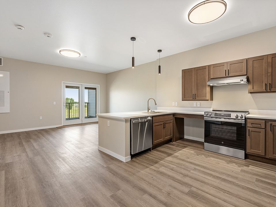1st image of 4908 5th St #104