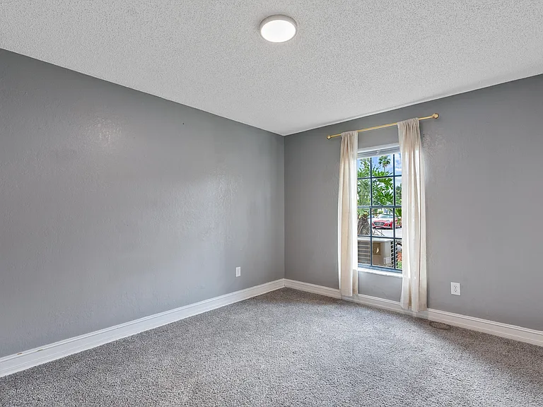 21102 Voyager Blvd #1 — Photo 16