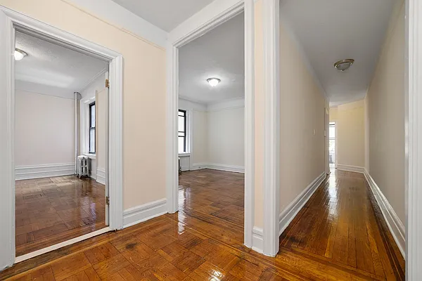 Rented by MNS | media 4