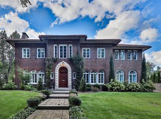 6465 Wydown Blvd, Saint Louis, MO 63105