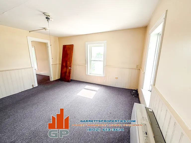172 Main St #4 — Photo 8