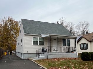 106 Woodland Ave, Ewing, NJ 08638