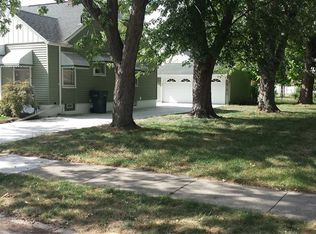 854 Highland Ave, Lincoln Park, MI 48146