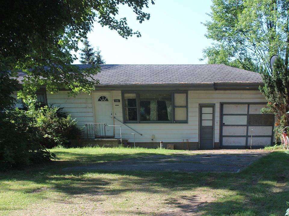 1st image of 2582 Vista Lake Dr
