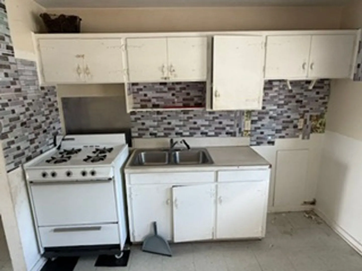 1220 Martin Luther King JR. Apartment #5 — Photo 4