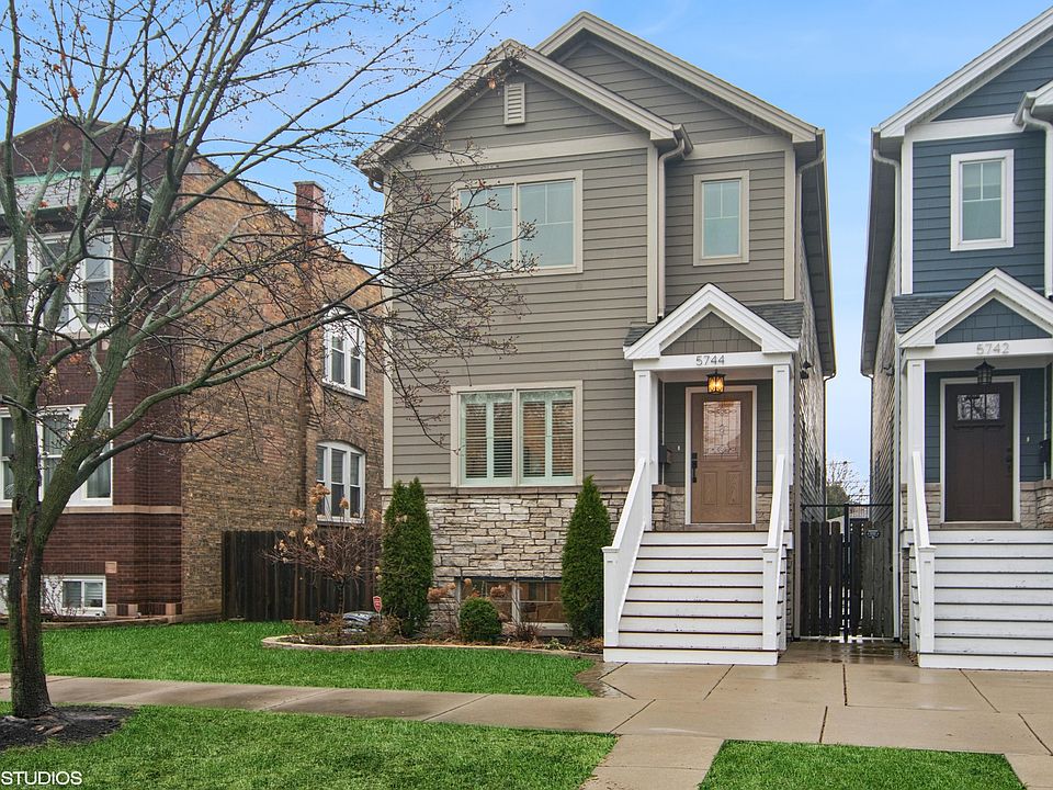 1st image of 5744 W Ainslie St