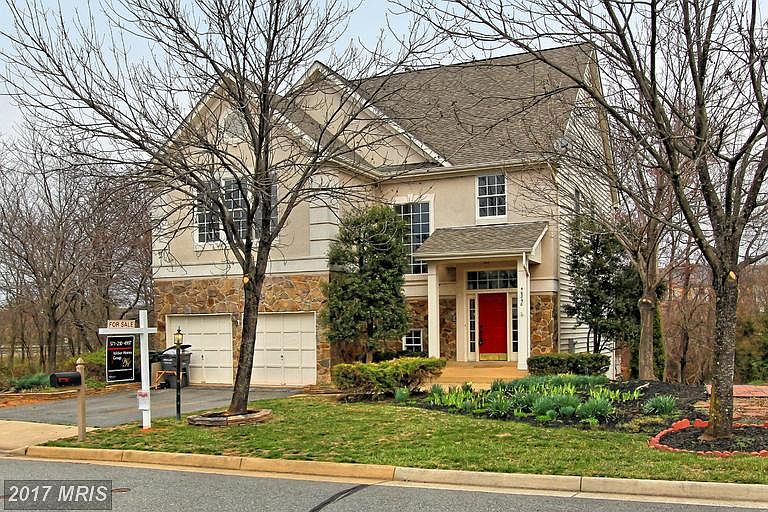 1st image of 46290 Summerhill Pl