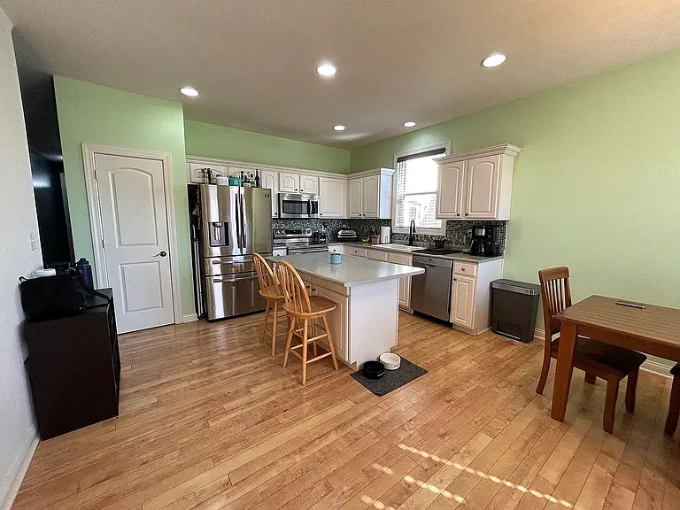 3190 Shadow Creek Blvd — Photo 4