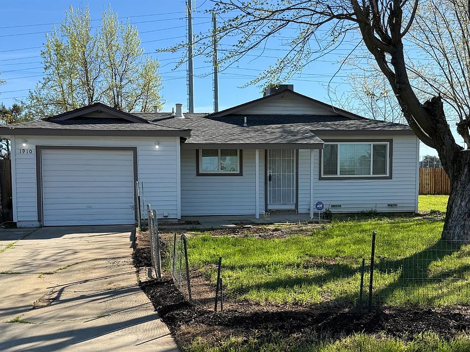 1st image of 1910 Fernwood Dr