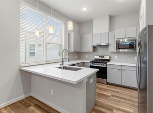 606 Thornton Rd #C, Houston, TX 77018