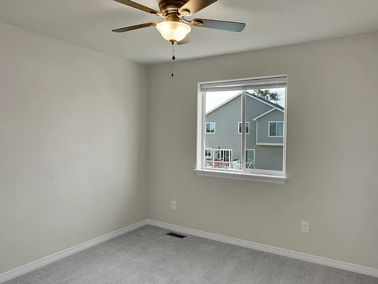 6782 Galpin Dr — Photo 12