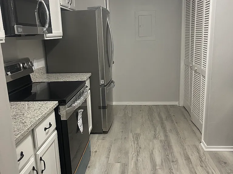 5526 Mountain Springs Cir #5526 — Photo 16
