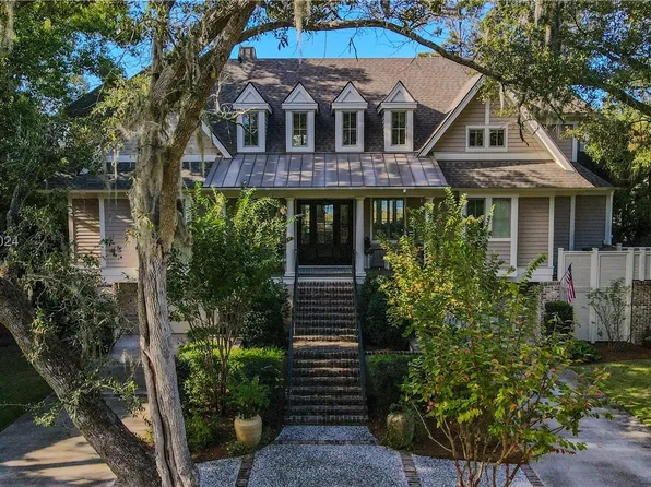 63 N Calibogue Cay Rd, Hilton Head Island, SC 29928