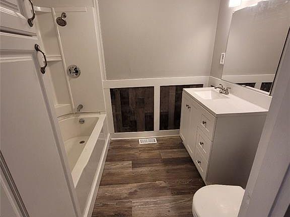 5th image of 171 Pinto Dr