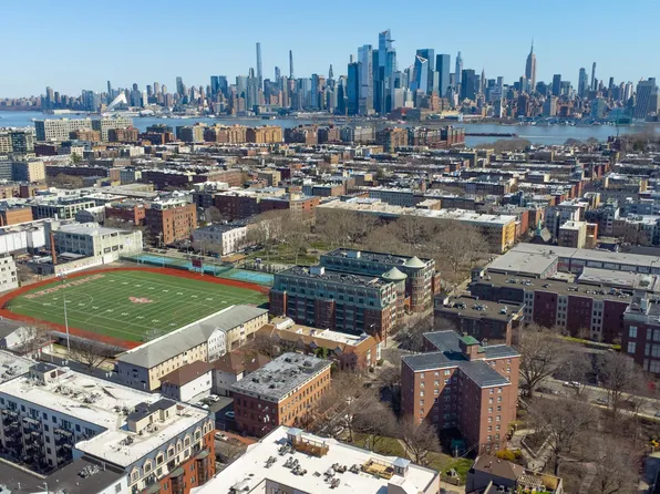 456 9th Street image 1 of 29