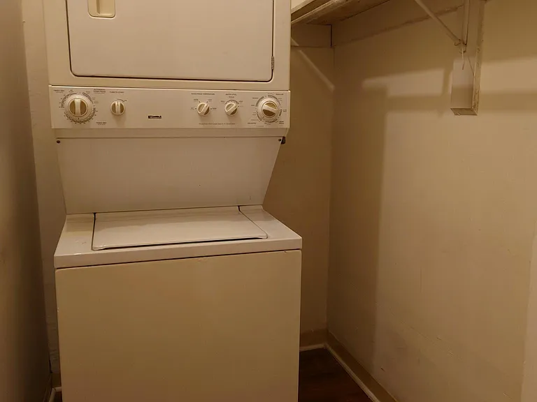 1832 Bolton St #2 — Photo 11