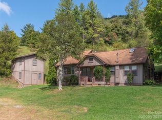 400 Shady Brook Rd, Canton, NC 28716