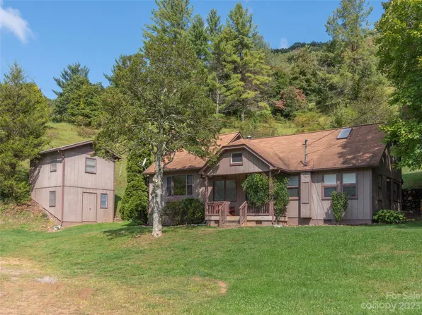 400 Shady Brook Rd, Canton, NC 28716