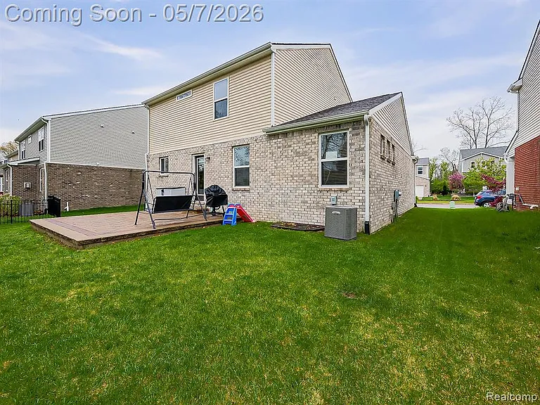 8640 Quincy Dr — Photo 33