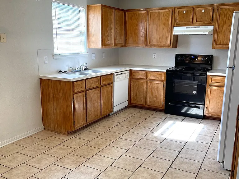 Title Kitchen